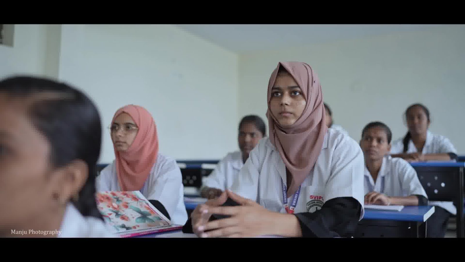 Interactive classroom discussion between faculty and students